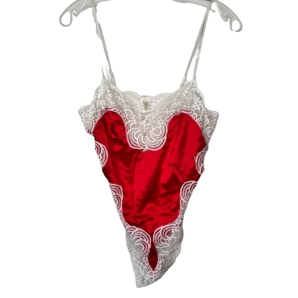 Vintage Delicates Negligee‎